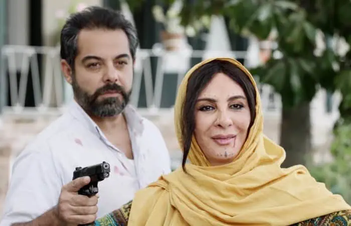 فیلم سیاه باز