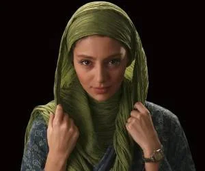 هستی مهدوی فر در لباس عروس