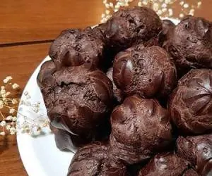 نان خامه ای شکلاتی