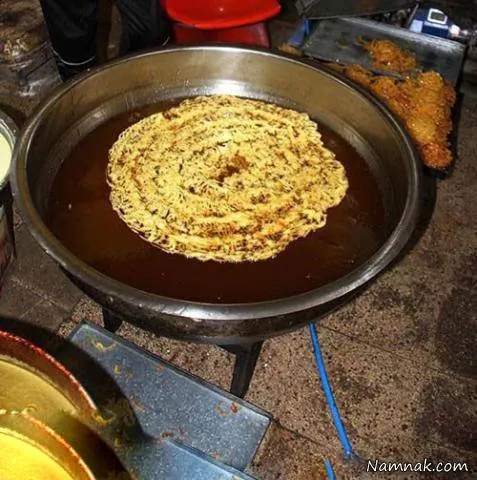 بزرگترین زولبیای ایران آماده شد