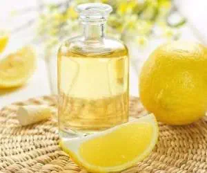 طرز تهیه و فواید روغن لیمو
