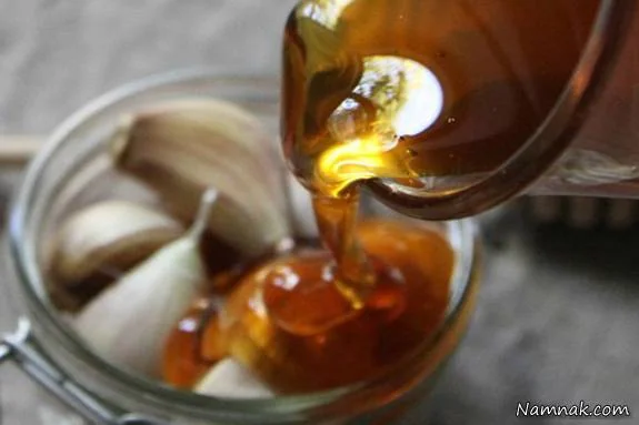 سیر و عسل