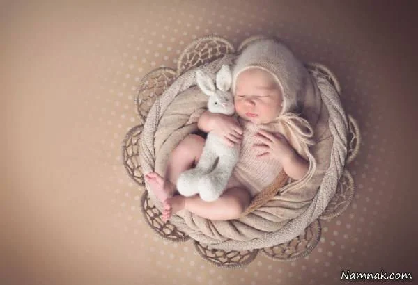 عکس نوزاد تازه متولد شده در بیمارستان