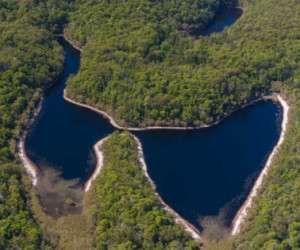 دریاچه پروانه ای شکل استرالیا