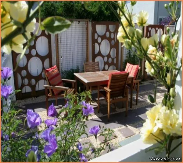 دیوار حیاط