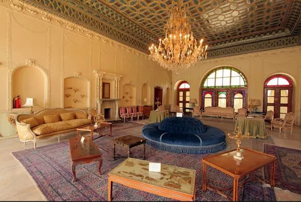 معماری باغ عفیف آباد شیراز