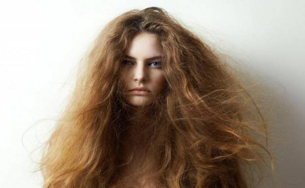 کاهش خشکی و وزی مو
