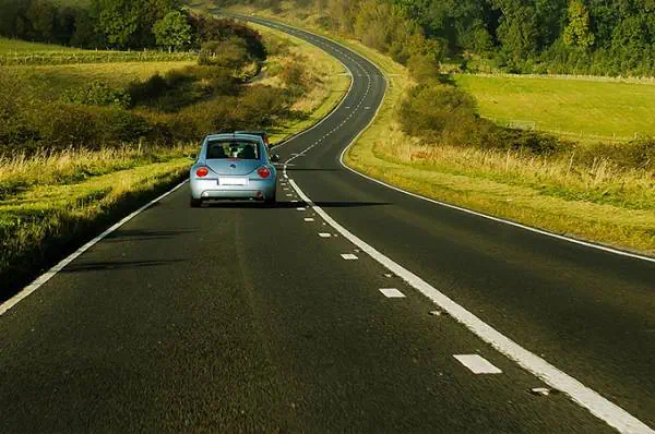 کشورهایی که از چپ رانندگی میکنند