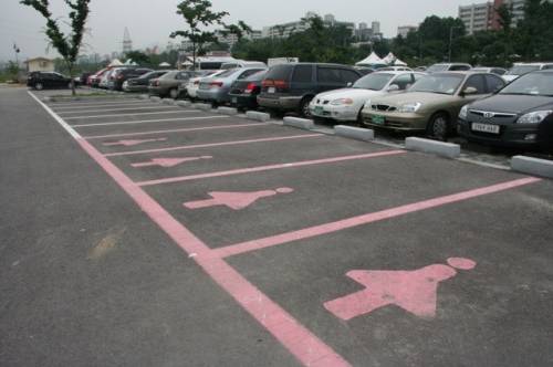 پارکینگ های مخصوص بانوان در چین