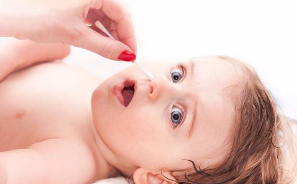 درمان گرفتگی بینی نوزاد