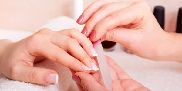 جدا کردن کاشت ناخن برداشتن ناخن کاشت