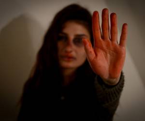 خشونت خانگی علیه ن