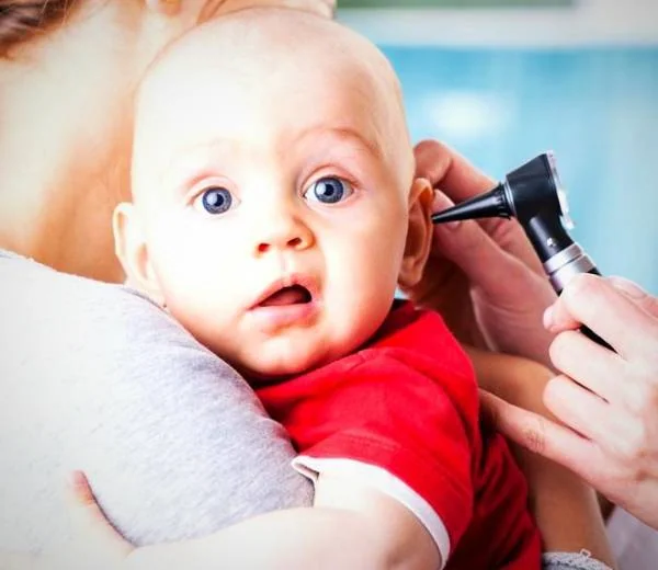 عفونت گوش نوزاد