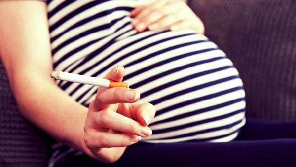 سیگار کشیدن در بارداری