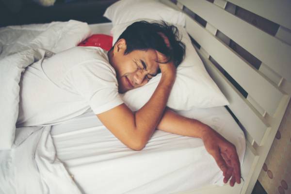 کمبود خواب در مردان