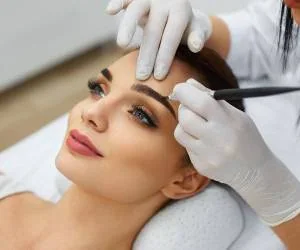 عوارض میکروبلیدینگ ابرو