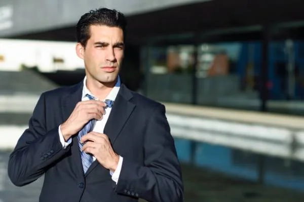 شخصت جدی و قوی