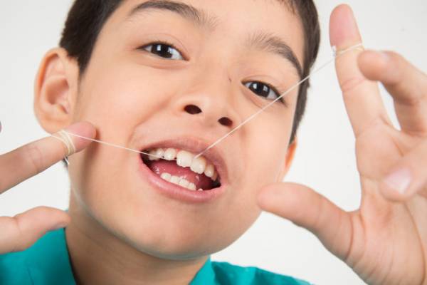 نخ دندان برای کودکان