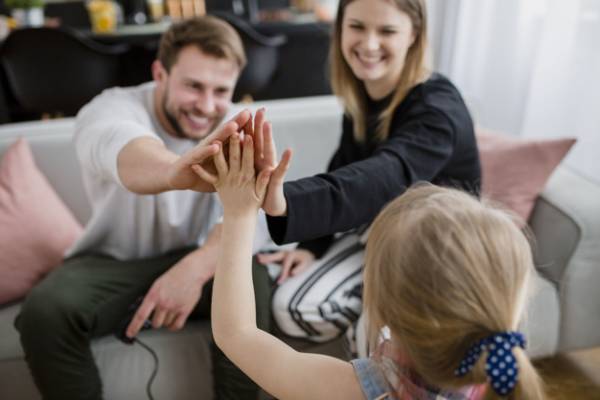 رفتار صحیح والدین