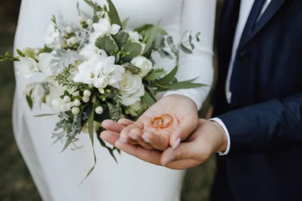 تبریک ازدواج دختر و داماد