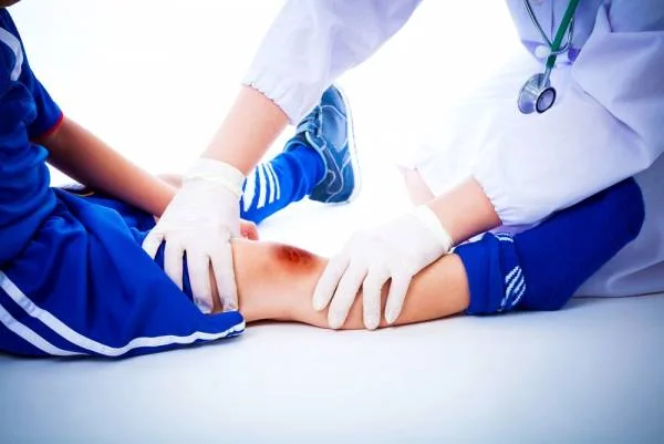 آسیب کودکان ورزشکار 