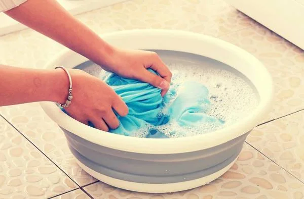 رفع بوی چربی از لباس