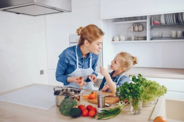 میوه و سبزیجات برای کودک