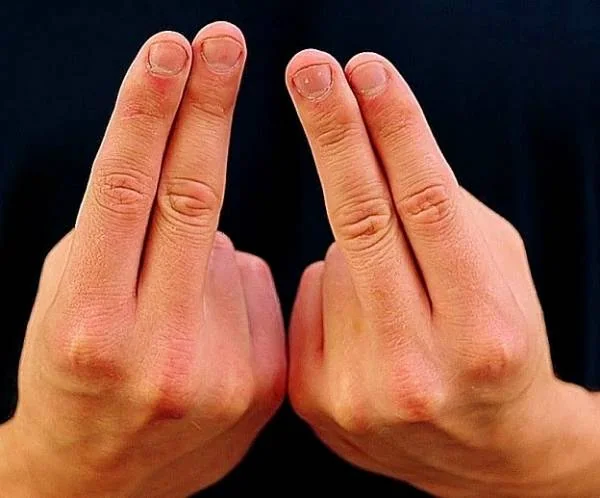 سوت با انگشت