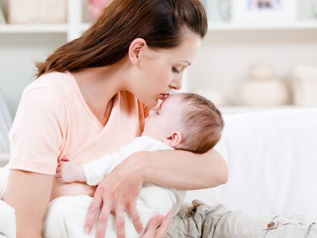 عوارض روزه گرفتن مادر شیرده شیردهی با روزه داری