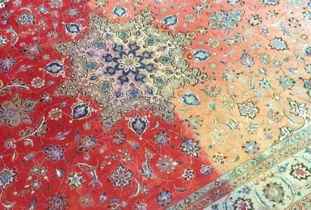 آسیب آفتاب به فرش