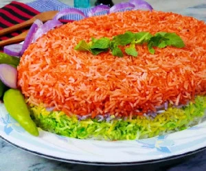 تزیین برنج رنگی