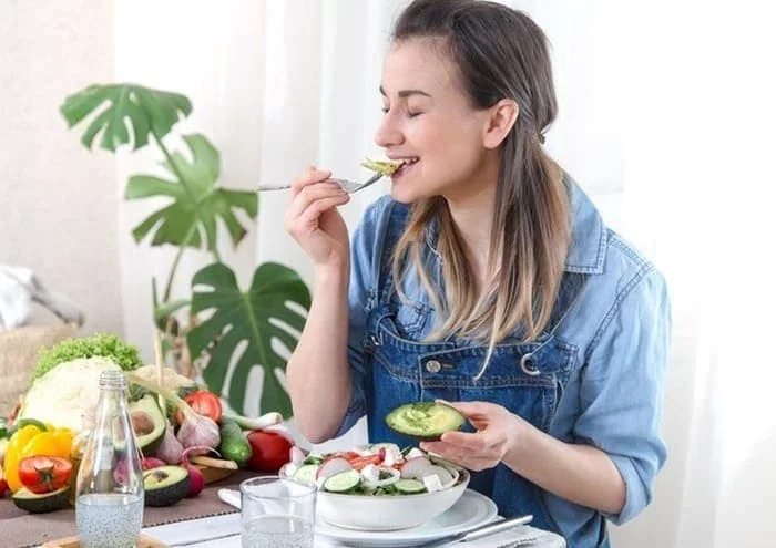 سریعترین راه لاغری بدون رژیم غذا خوردن برای لاغری