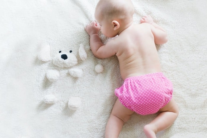 علت گریه نوزاد هنگام شیر خوردن
