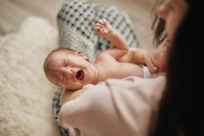 روانشناسی گریه نوزاد