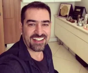 خداحافظی شهاب حسینی