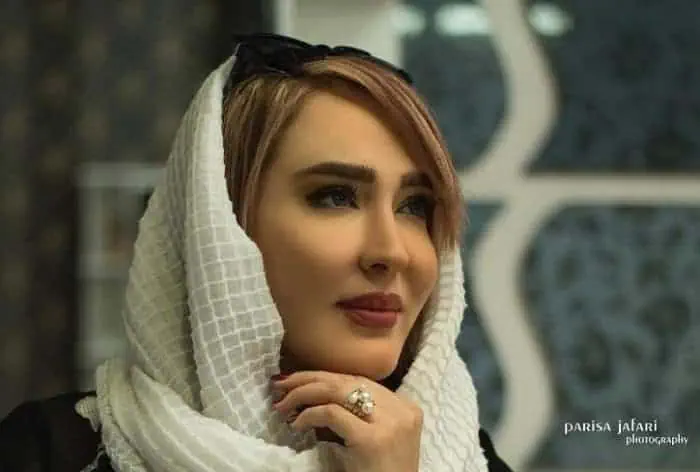 بیوگرافی زهره فکور صبور